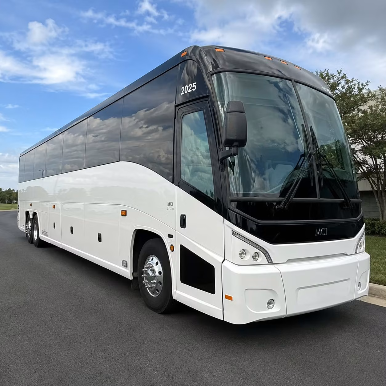 frisco concert shuttle services for large groups and private events