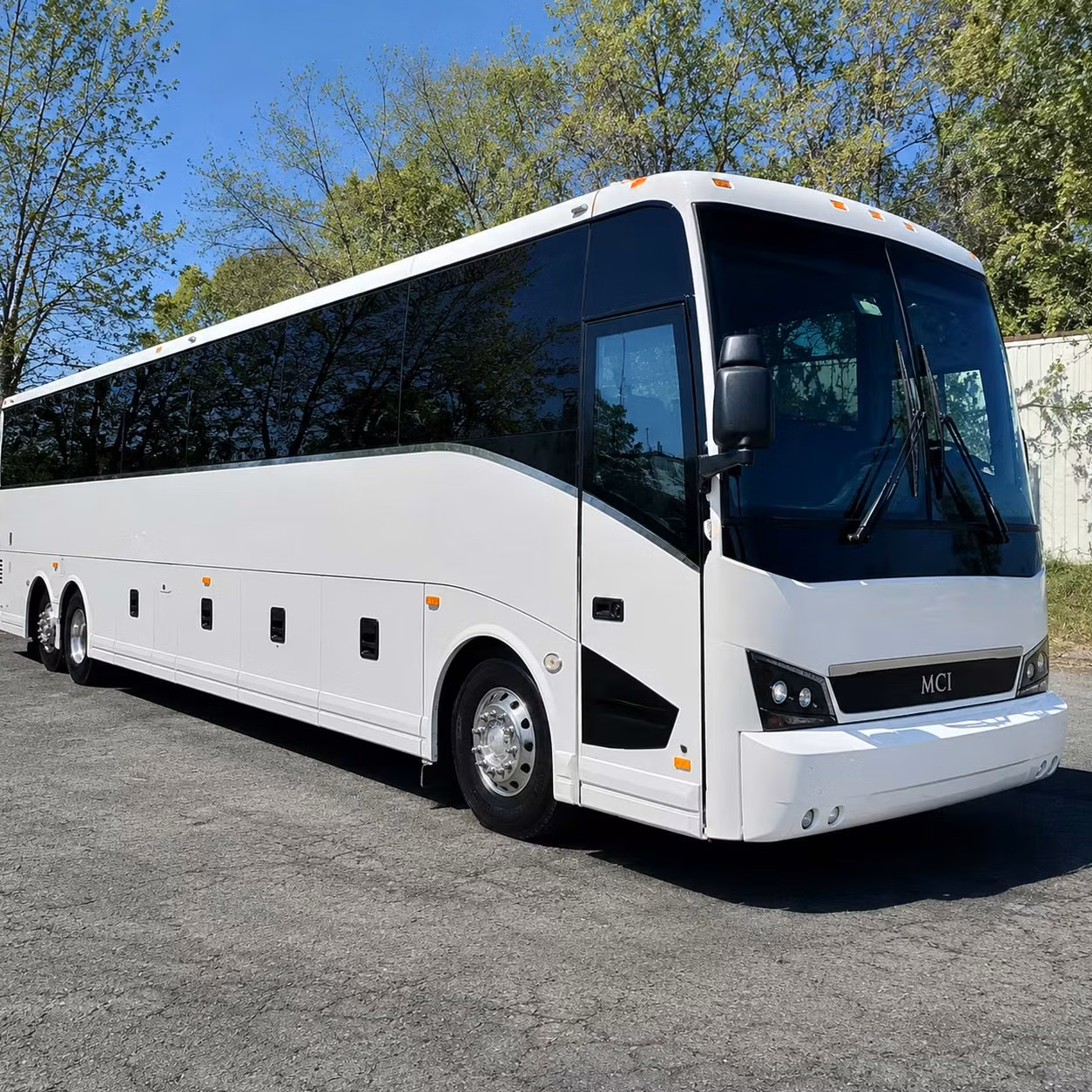 in frisco charter buses keep large school groups together and on schedule